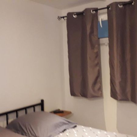 Les Tremieres Bed & Breakfast Saint-Paul-des-Fonts Екстериор снимка